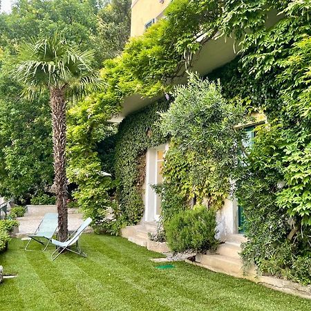 Villa Gina Варена Екстериор снимка