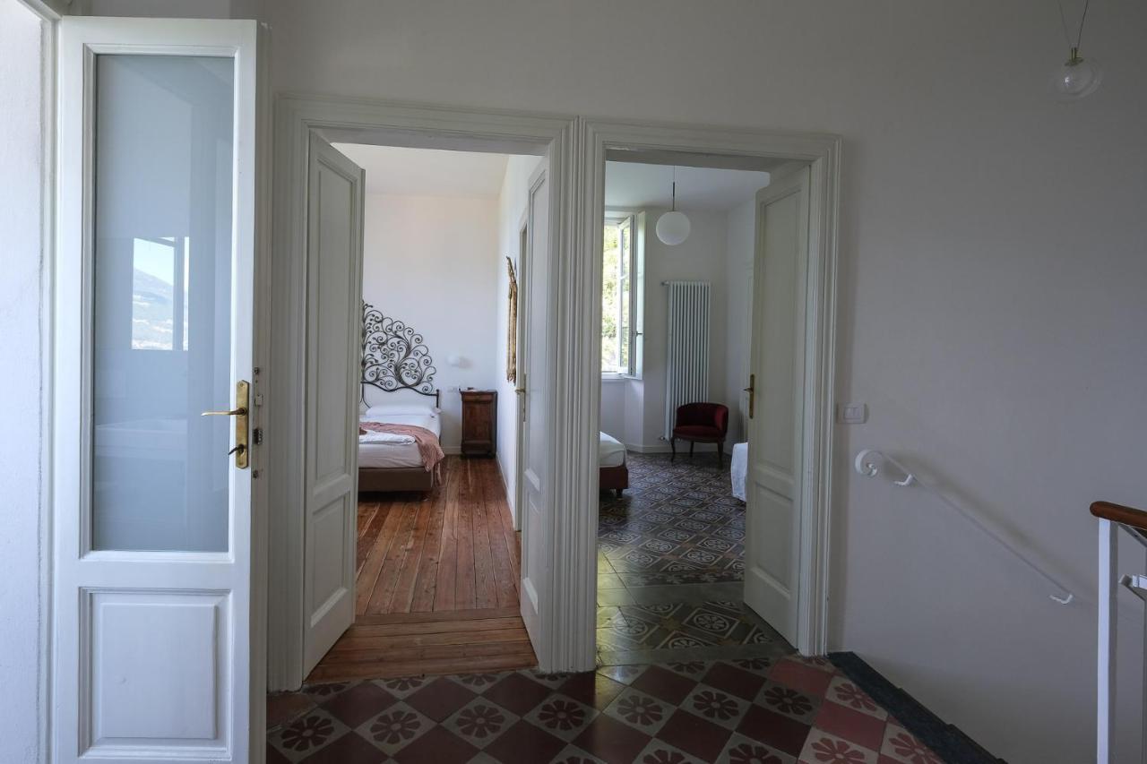 Villa Gina Варена Екстериор снимка