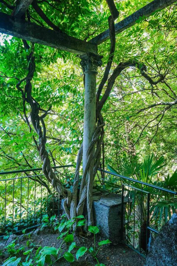 Villa Gina Варена Екстериор снимка