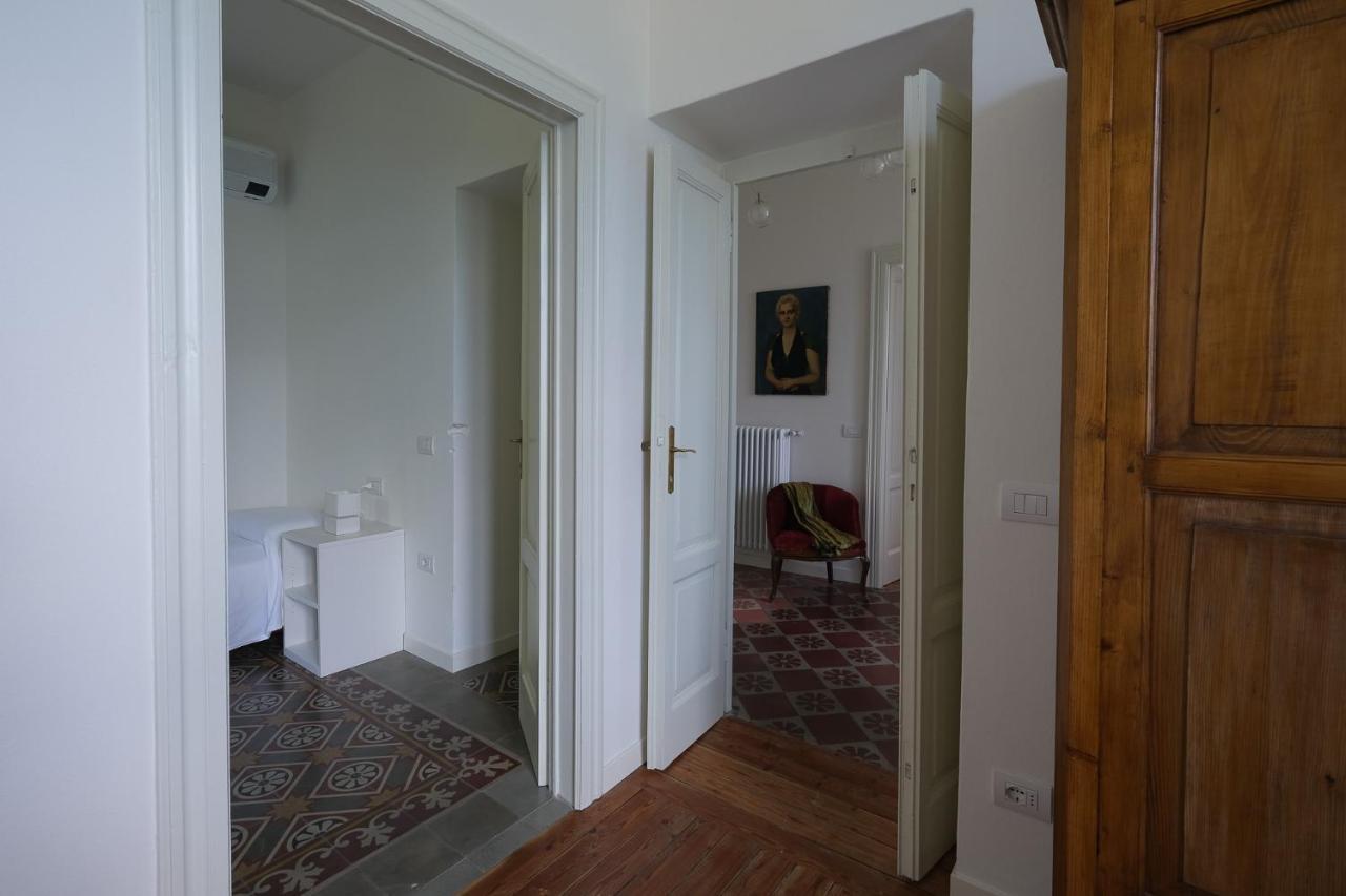 Villa Gina Варена Екстериор снимка