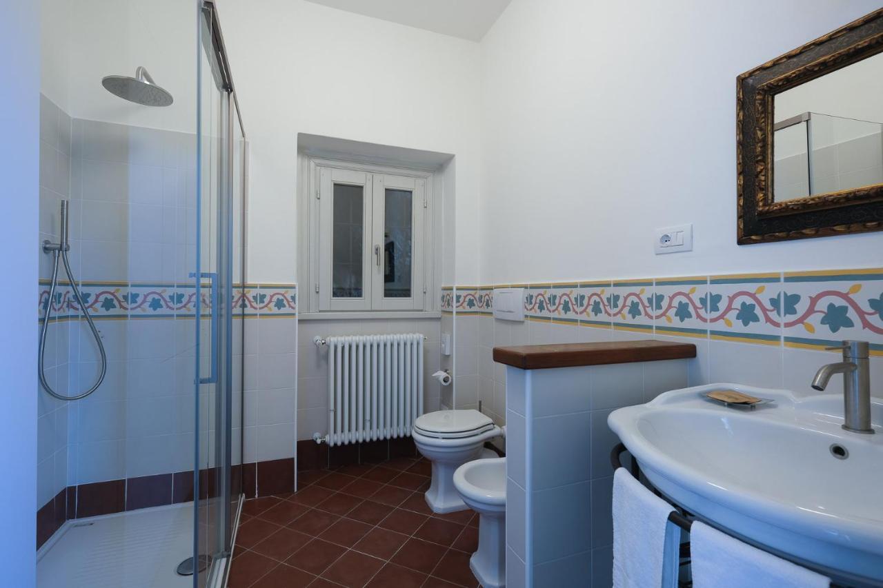 Villa Gina Варена Екстериор снимка